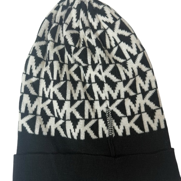 MICHAEL Michael Kors Black and White Knit Beanie - Picture 3 of 4